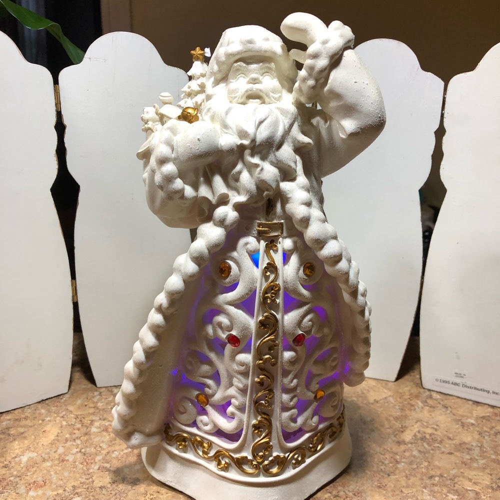 New 2007 Avon Bejeweled Santa With Led Lights, Mint Condition
